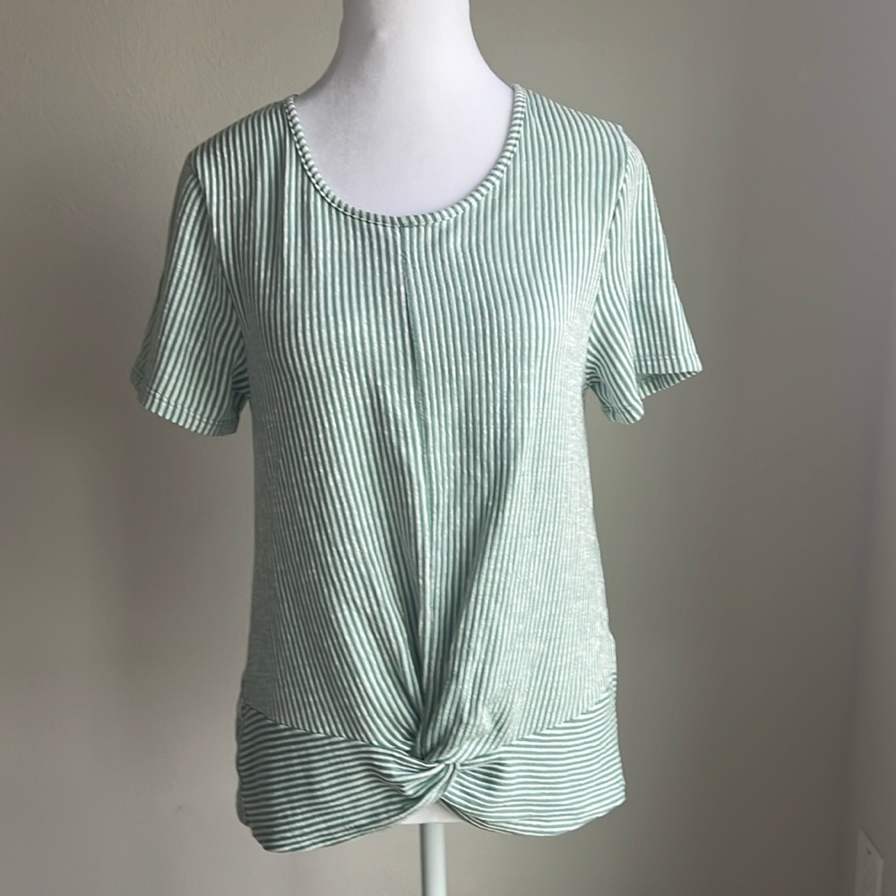 Exclusive One women’s green&gray striped top